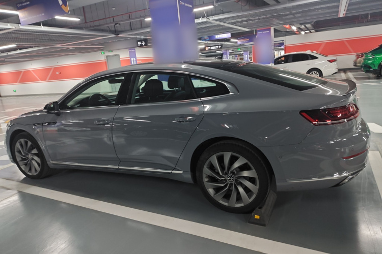 一汽-大众CC 2023款 380TSI 夺目版车身外观6005