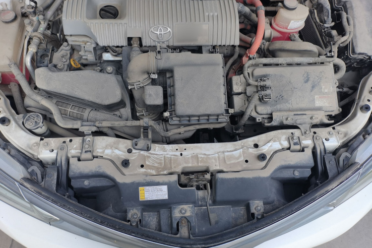 丰田 卡罗拉 2016款 双擎 1.8L E-CVT精英版局部细节24