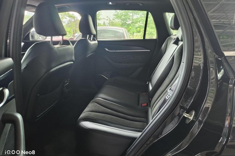 吉利汽车 星越L 2024款 2.0TD 高功自动两驱天际版中控内饰7006