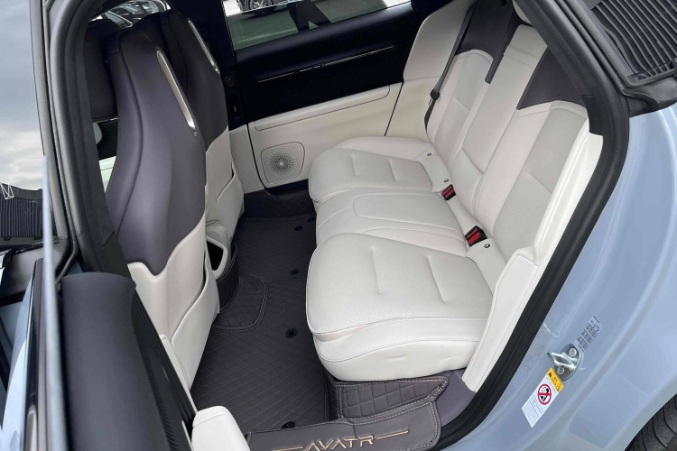 阿维塔12 2023款 650 三激光四驱性能版中控内饰7001