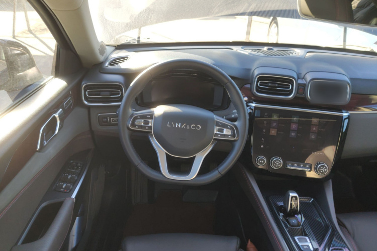 领克02 2020款 高能版 2.0T 自动两驱耀Pro版中控内饰13