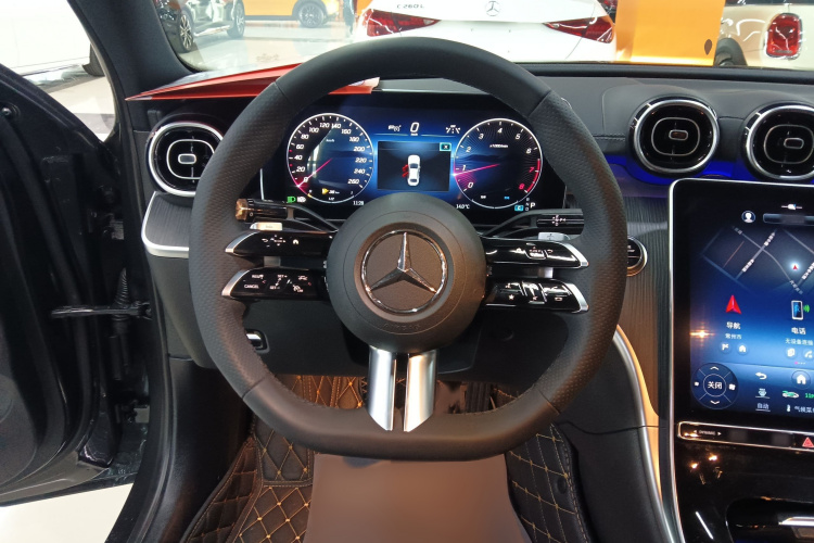 奔驰C级 2023款 改款 C 200 L 运动版局部细节13