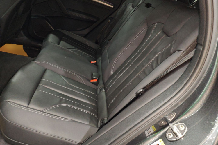 奥迪Q5L 2024款 40 TFSI 豪华动感型中控内饰21