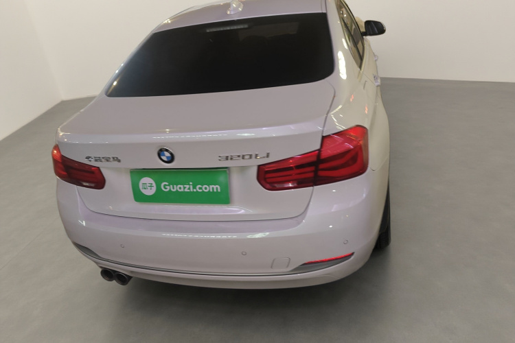 宝马3系 2019款 320Li 时尚型车身外观6