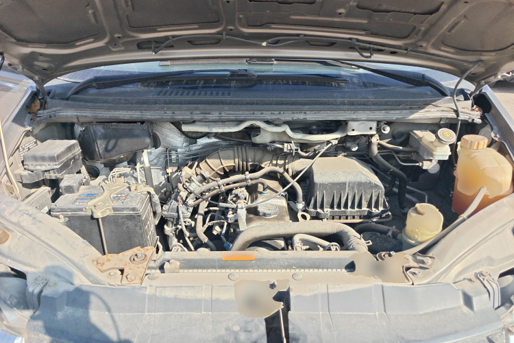 东风风行 菱智 2017款 V3 1.5L 7座标准型机舱底盘24