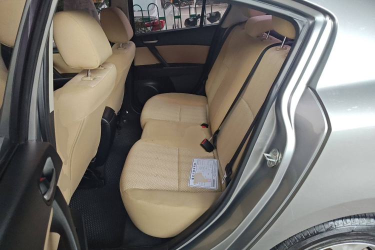 马自达3星骋 2013款 三厢 1.6L 自动精英型中控内饰21