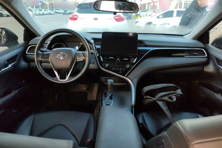 丰田 凯美瑞 2021款 2.0G 豪华版中控内饰7002