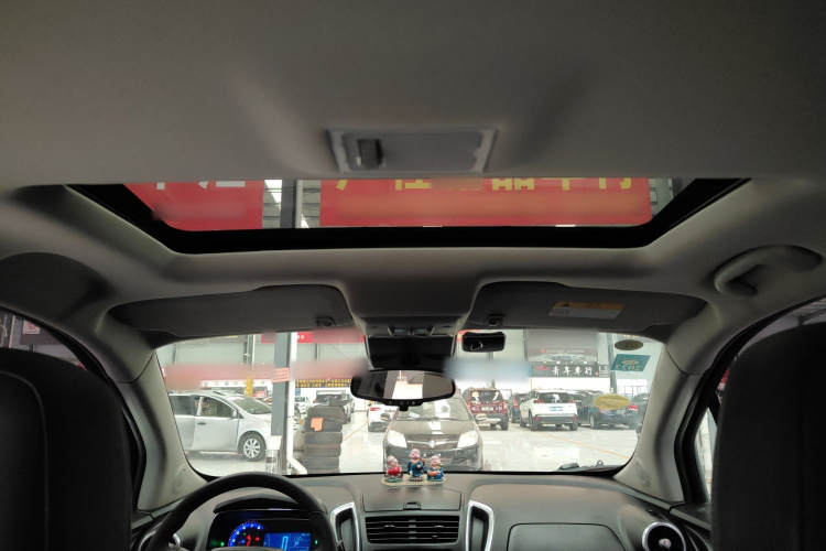 雪佛兰 创酷 2014款 1.4T 自动四驱旗舰型中控内饰22