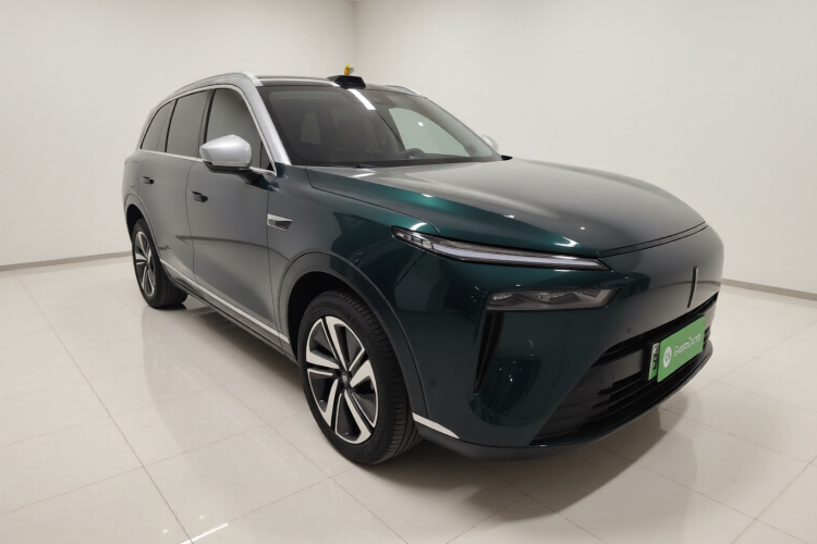 魏牌 蓝山 2025款 四驱 Max车身外观3