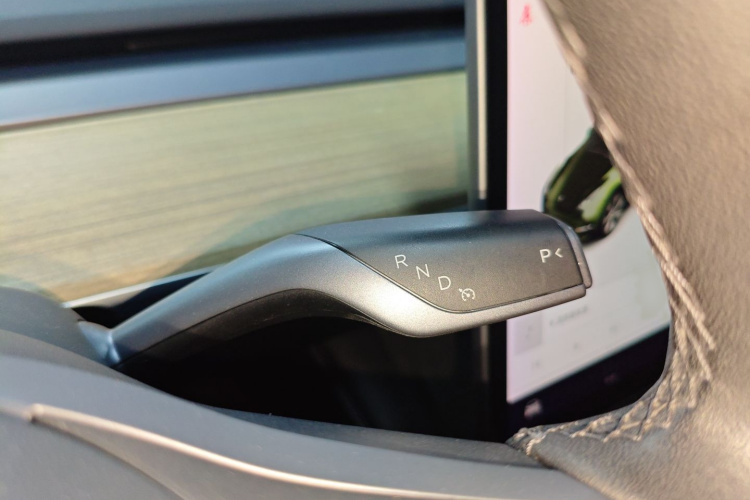 特斯拉 Model Y 2021款 标准续航后驱版局部细节18