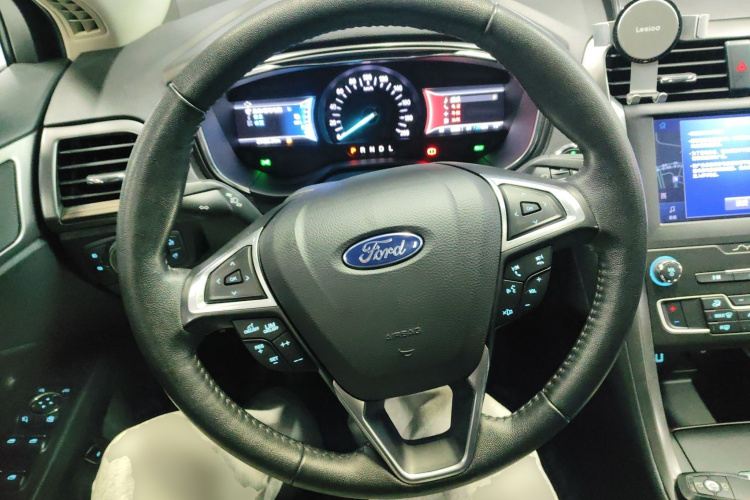 福特 蒙迪欧新能源 2018款 2.0 PHEV 智控时尚型 国VI局部细节13