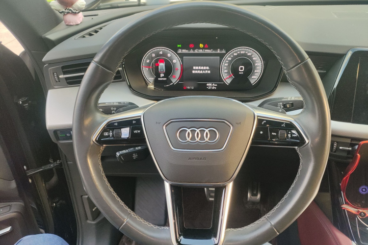 奥迪Q6 2023款 45 TFSI quattro 齐云型 飞骑套装局部细节13