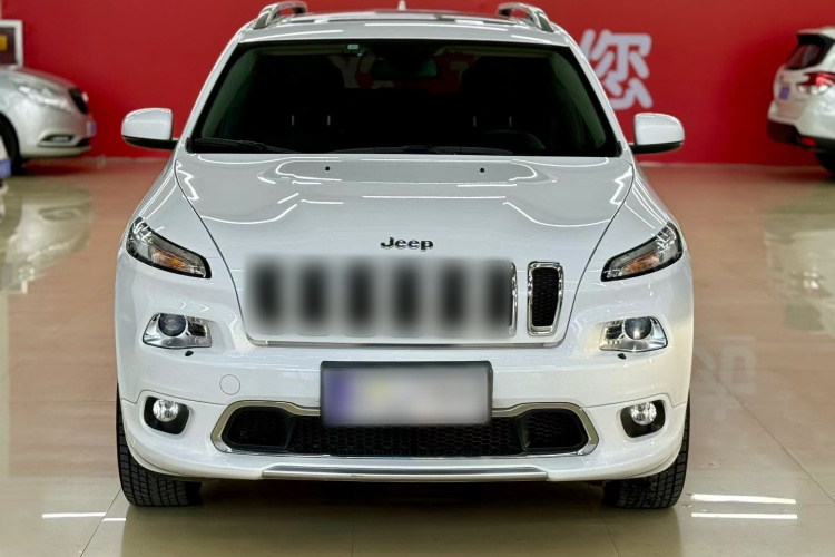 Jeep 自由光 2017款 2.4L 专业智能版车身外观2