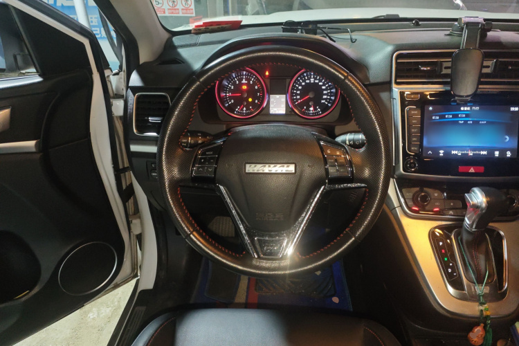 哈弗M6 2017款 1.5T 自动两驱精英型中控内饰13