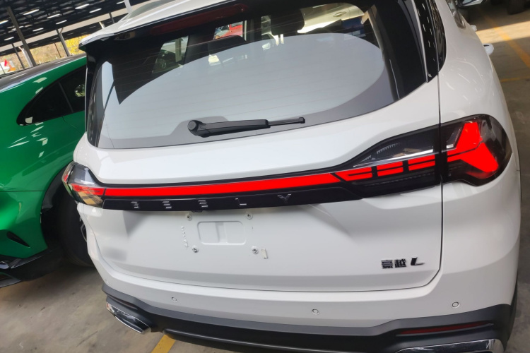 吉利汽车 豪越L 2024款 2.0T DCT尊贵型车身外观6004