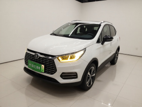 比亚迪 元新能源 2018款 EV360 智联创酷型