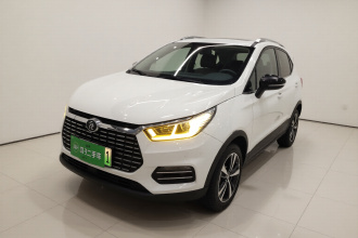 比亚迪 元新能源 2018款 EV360 智联创酷型