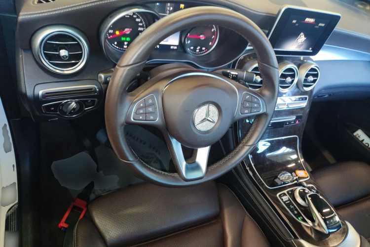 奔驰GLC 2019款 GLC 260 L 4MATIC 动感型局部细节13