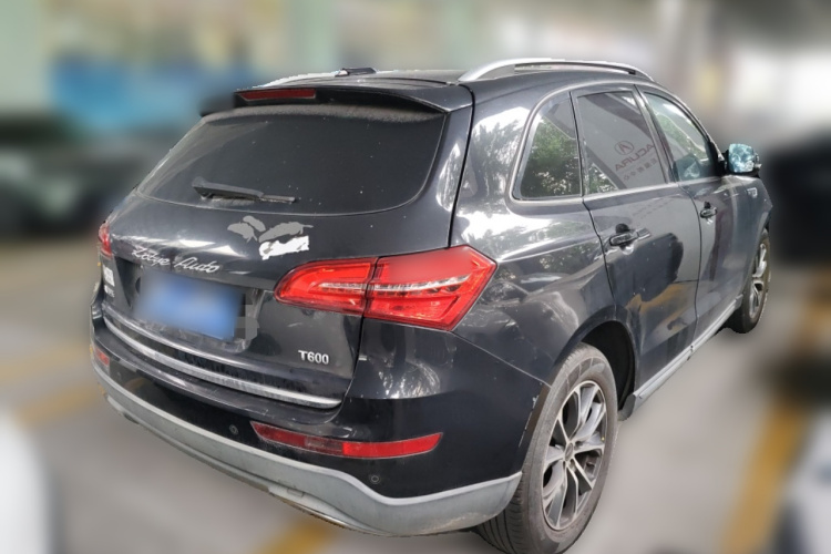 众泰T600 2018款 运动版 1.5T 自动豪华型车身外观7