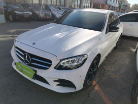 奔驰C级 2019款 C 260 运动版