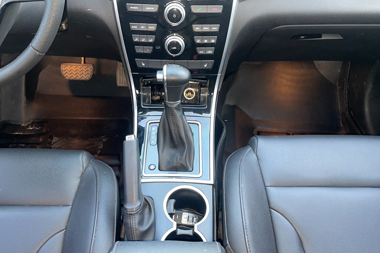 哈弗H2 2016款 红标 1.5T 自动两驱精英型局部细节18