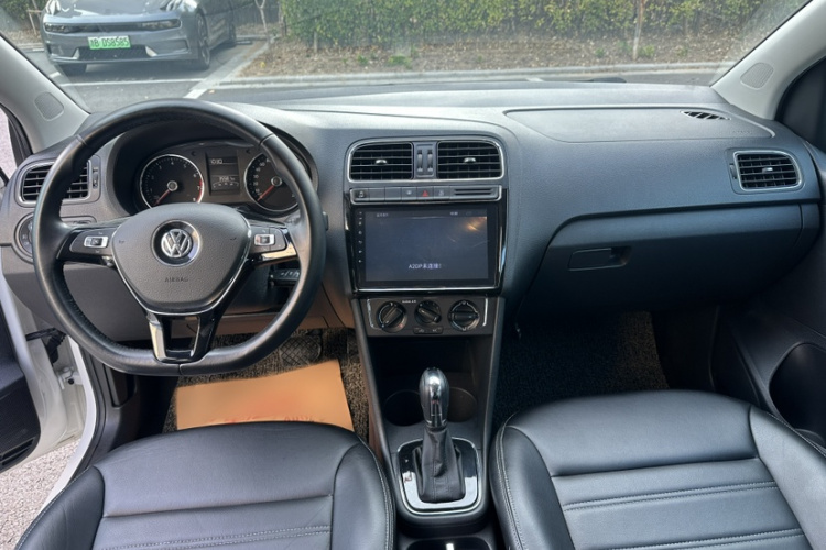 大众 Polo 2018款 1.5L 自动安享型中控内饰7002