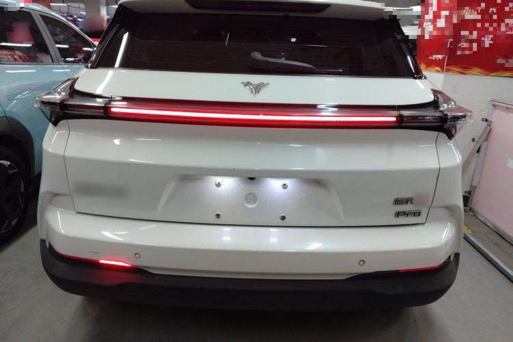 哪吒汽车 哪吒U 2021款 改款 Pro 400 行业定制版车身外观6