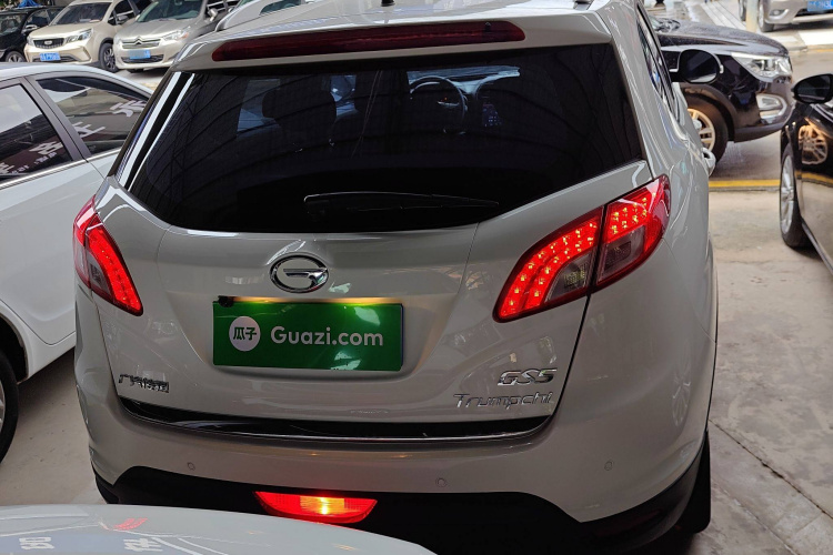 广汽传祺 传祺GS5 2014款 2.0L 自动两驱超享版车身外观6004