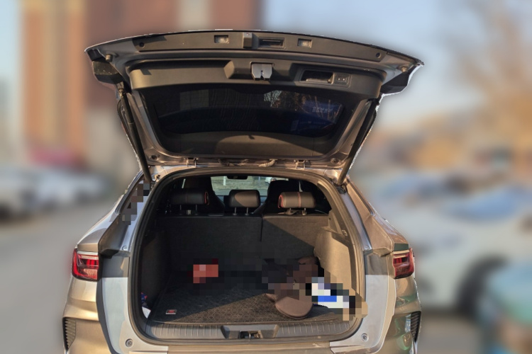 比亚迪 宋PLUS 2020款 1.5T 自动尊贵型中控内饰23