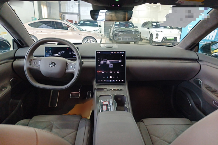 蔚来ET7 2024款 100kWh 行政签名版中控内饰12