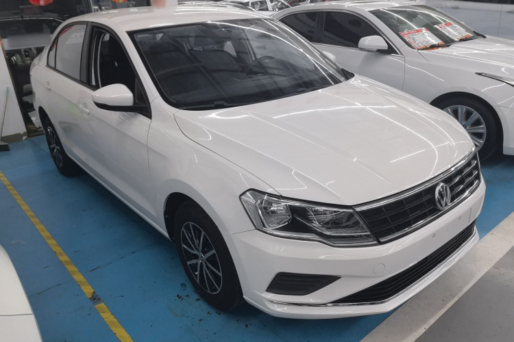 大众 捷达 2017款 1.5L 手动时尚型车身外观3