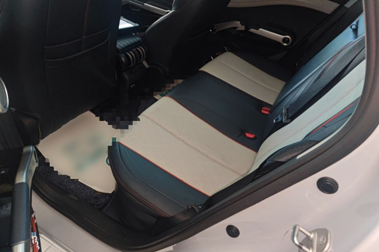 比亚迪 元PLUS 2022款 430KM 尊贵型中控内饰21