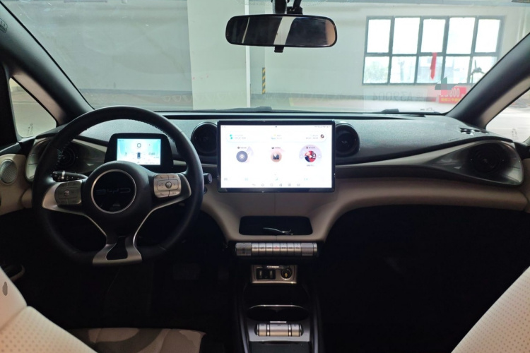 比亚迪 海豚 2023款 420km 自由版中控内饰12