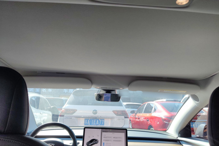 特斯拉 Model 3 2021款 Performance高性能全轮驱动版中控内饰22