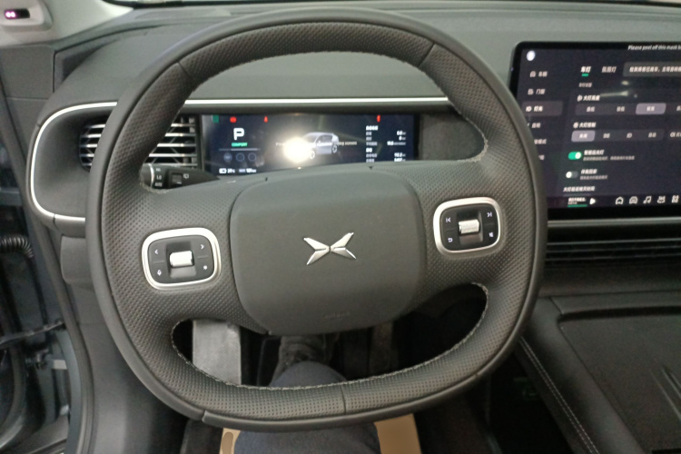 小鹏G6 2023款 755 超长续航 Pro中控内饰13