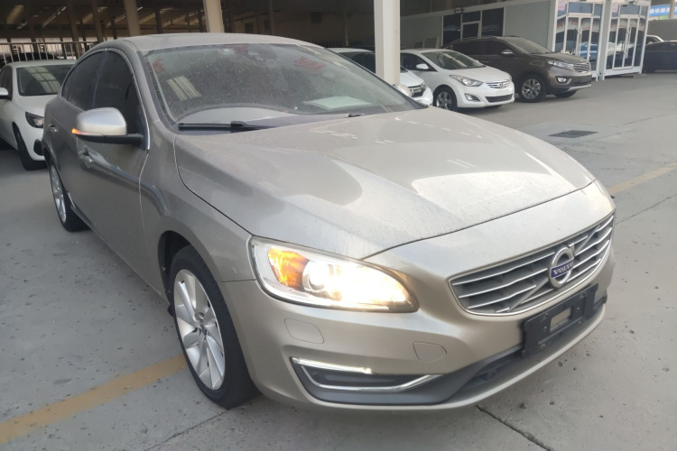沃尔沃S60 2016款 S60L T4 智远版车身外观6002