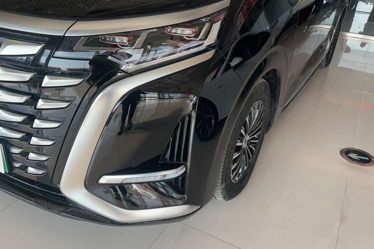 腾势D9 2024款 DM-i 980 四驱尊贵型局部细节36