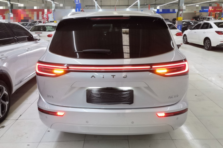 鸿蒙智行 问界M7 2024款 1.5T 后驱Plus版 5座车身外观6