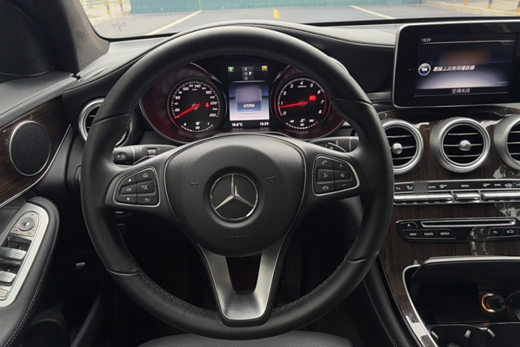 奔驰GLC 2016款 GLC 260 4MATIC 动感型局部细节13