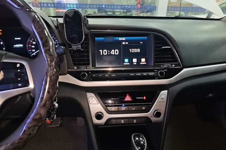 现代 领动 2016款 1.6L 自动智炫·精英型局部细节16