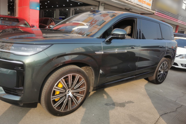 腾势N9 2025款 尊荣型车身外观6003