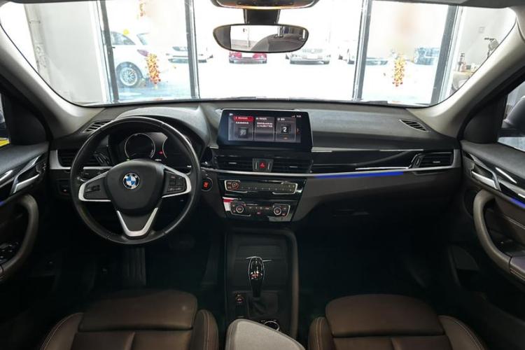 宝马X1 2020款 sDrive25Li 领先型中控内饰7001