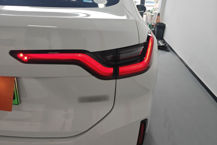 蔚来EC6 2020款 440KM 性能版车身外观9