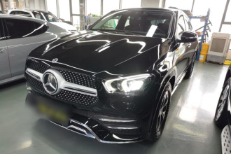 奔驰GLE轿跑 2020款 GLE 350 4MATIC 轿跑SUV 时尚型