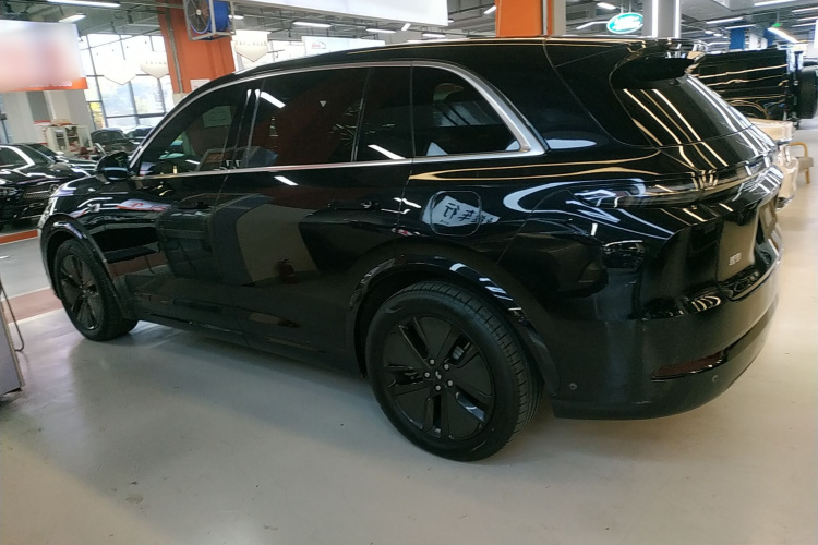 理想汽车 理想L7 2024款 Pro车身外观4