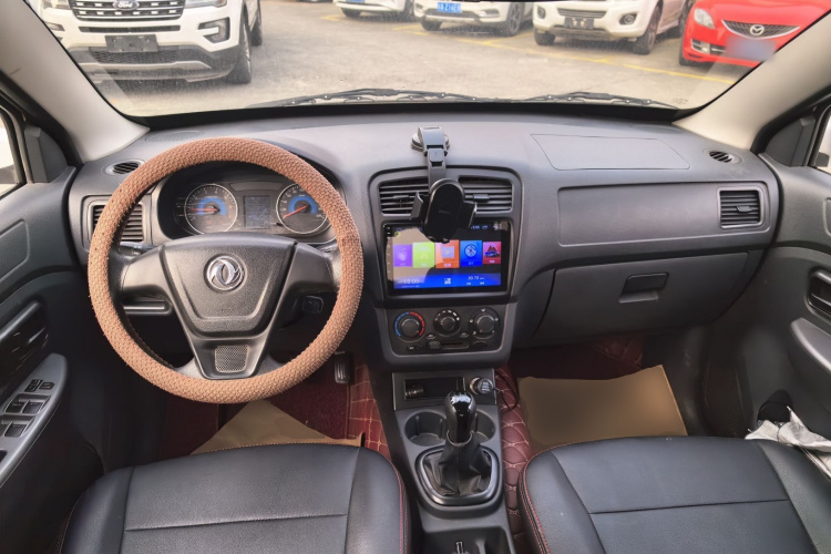 东风风光 风光330 2014款 1.5L手动标准型DK15-02中控内饰12