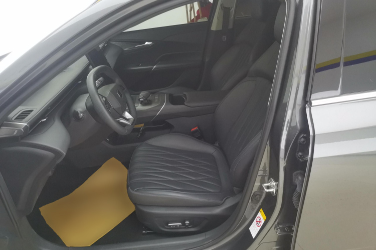 长安 逸动 2024款 1.5T GDI自动 旗舰型中控内饰19