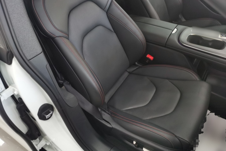 小米汽车 小米SU7 2024款 后驱超长续航高阶智驾Pro版局部细节41