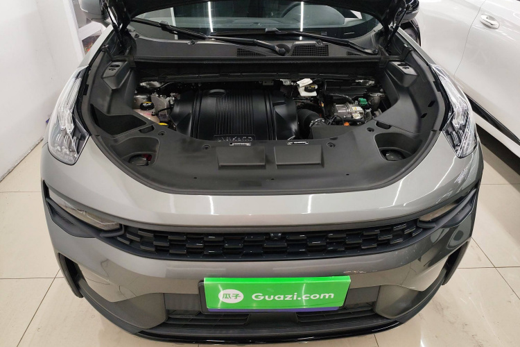 领克01 EM-P 2021款 1.5TD PHEV Halo机舱底盘24