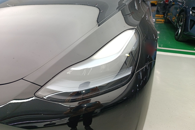 特斯拉 Model Y 2022款 改款 后轮驱动版局部细节36